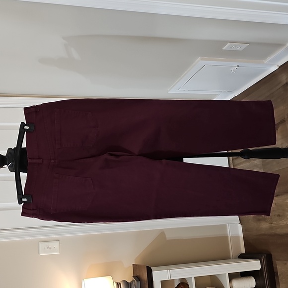 Jeans - Picture 9 of 16